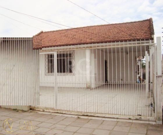 Casa à venda com 3 quartos, 150m², 2 vagas, Rua Doutor Pereira Neto no bairro Tristeza em Porto Alegre