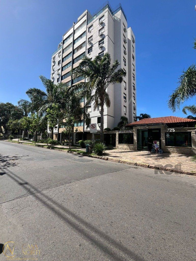 Apartamento à venda com 2 quartos, 64m², 1 suíte, 2 vagas, Rua Doutor Pereira Neto no bairro Tristeza em Porto Alegre