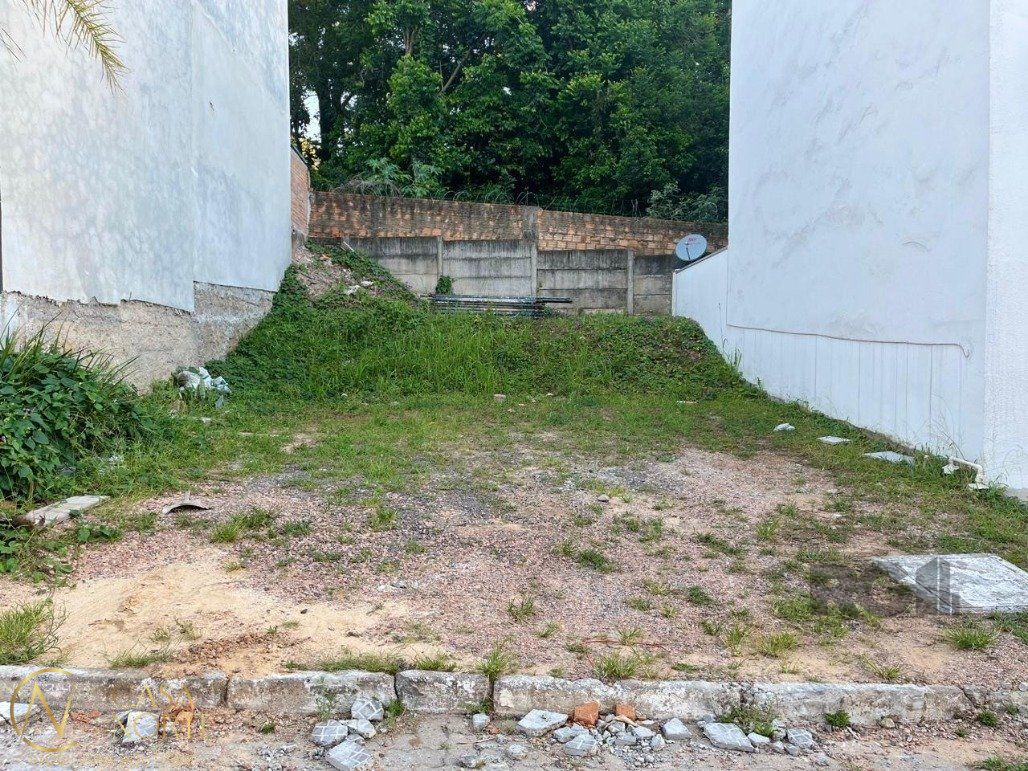 Terreno à venda  com 111m², Rua Manuele Cristiane Gonçalves no bairro Vila Nova em Porto Alegre