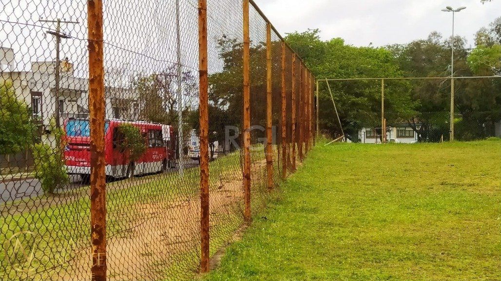 Terreno à venda  com 320m², Rua Hilario Cristo no bairro Aberta dos Morros em Porto Alegre