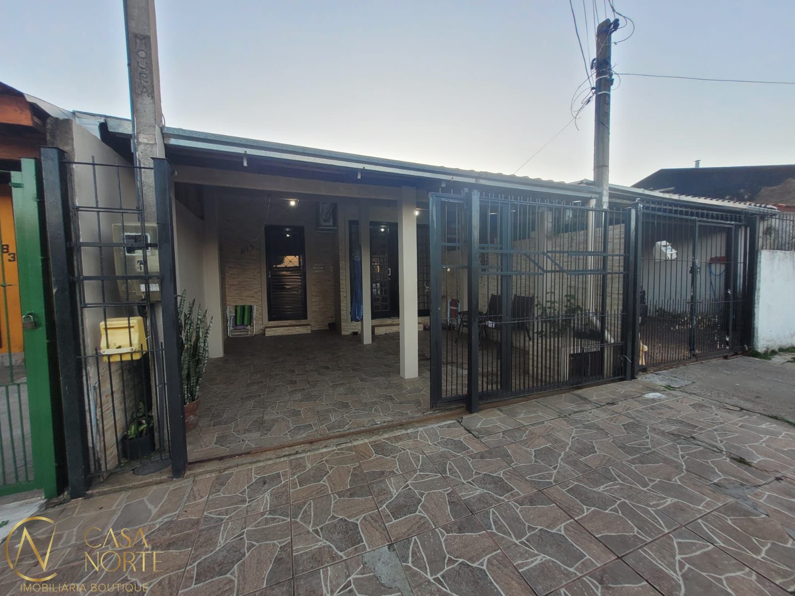 Casa à venda com 2 quartos, 42m², 1 vaga, Rua Francisca Prezzi Bolognesi no bairro Hípica em Porto Alegre