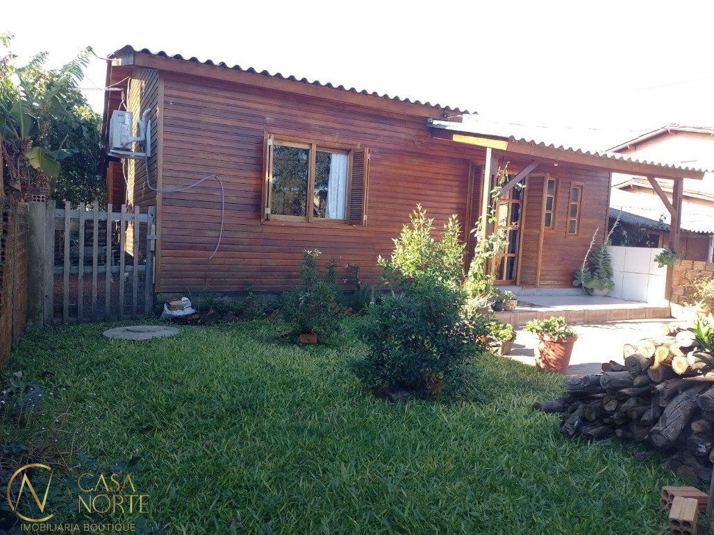 Casa à venda com 2 quartos, 70m², 1 vaga, Rua A no bairro Extrema em Porto Alegre