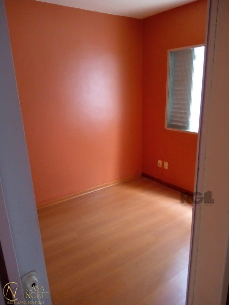 Apartamento à venda com 2 quartos, 48m², Avenida Economista Nilo Wulff no bairro Restinga em Porto Alegre