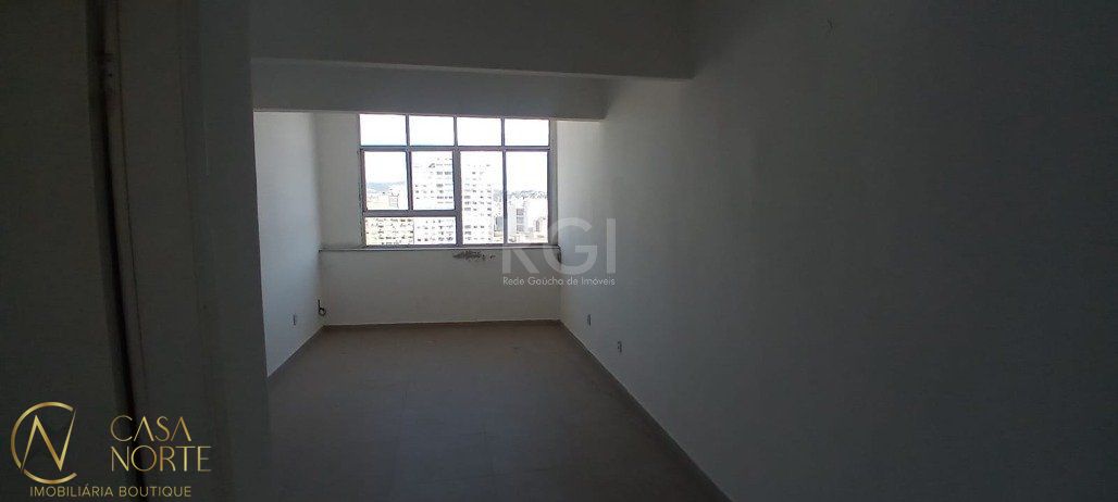 Sala Comercial à venda , 46m², Praça Osvaldo Cruz, 10 no bairro Centro Histórico em Porto Alegre