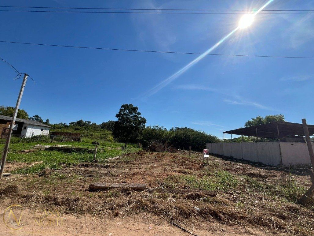 Terreno à venda  com 200m², Estrada Chapéu do Sol no bairro Chapéu do Sol em Porto Alegre