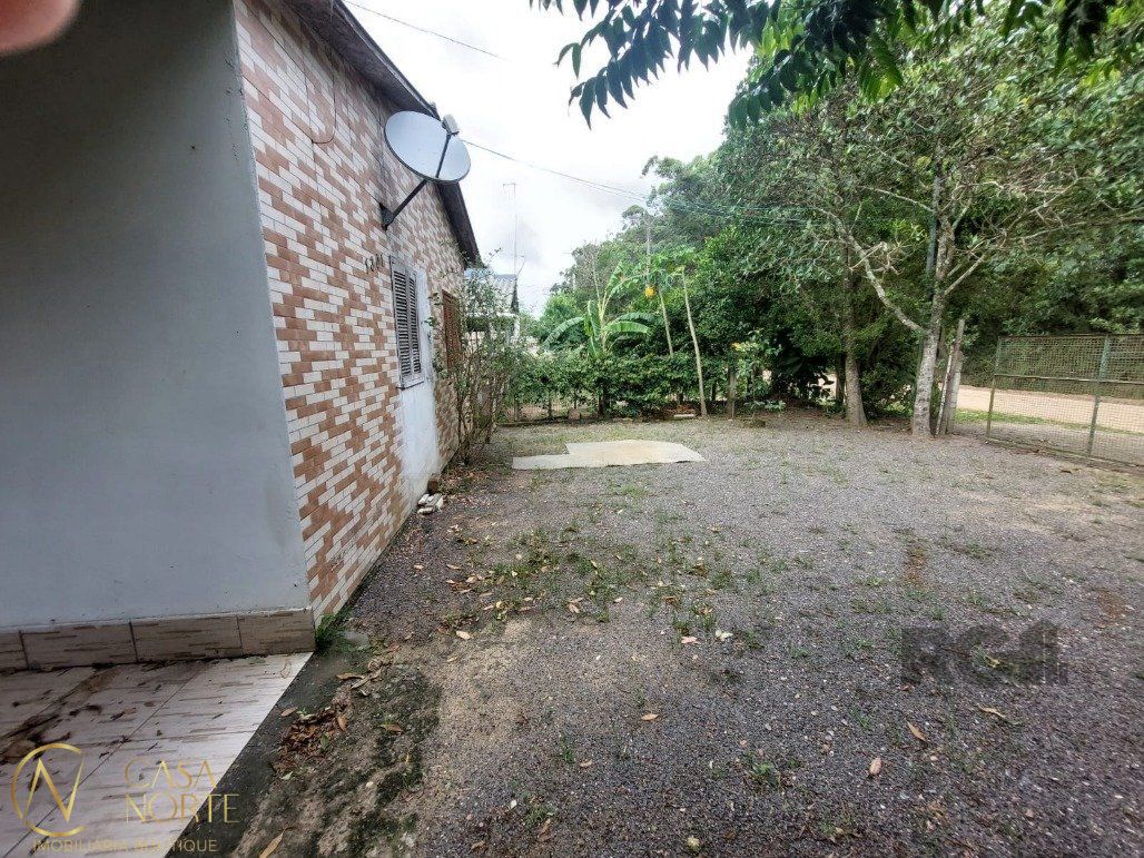 Casa à venda com 4 quartos, 117m², 1 vaga, Estrada Armando Inácio da Silveira no bairro Extrema em Porto Alegre