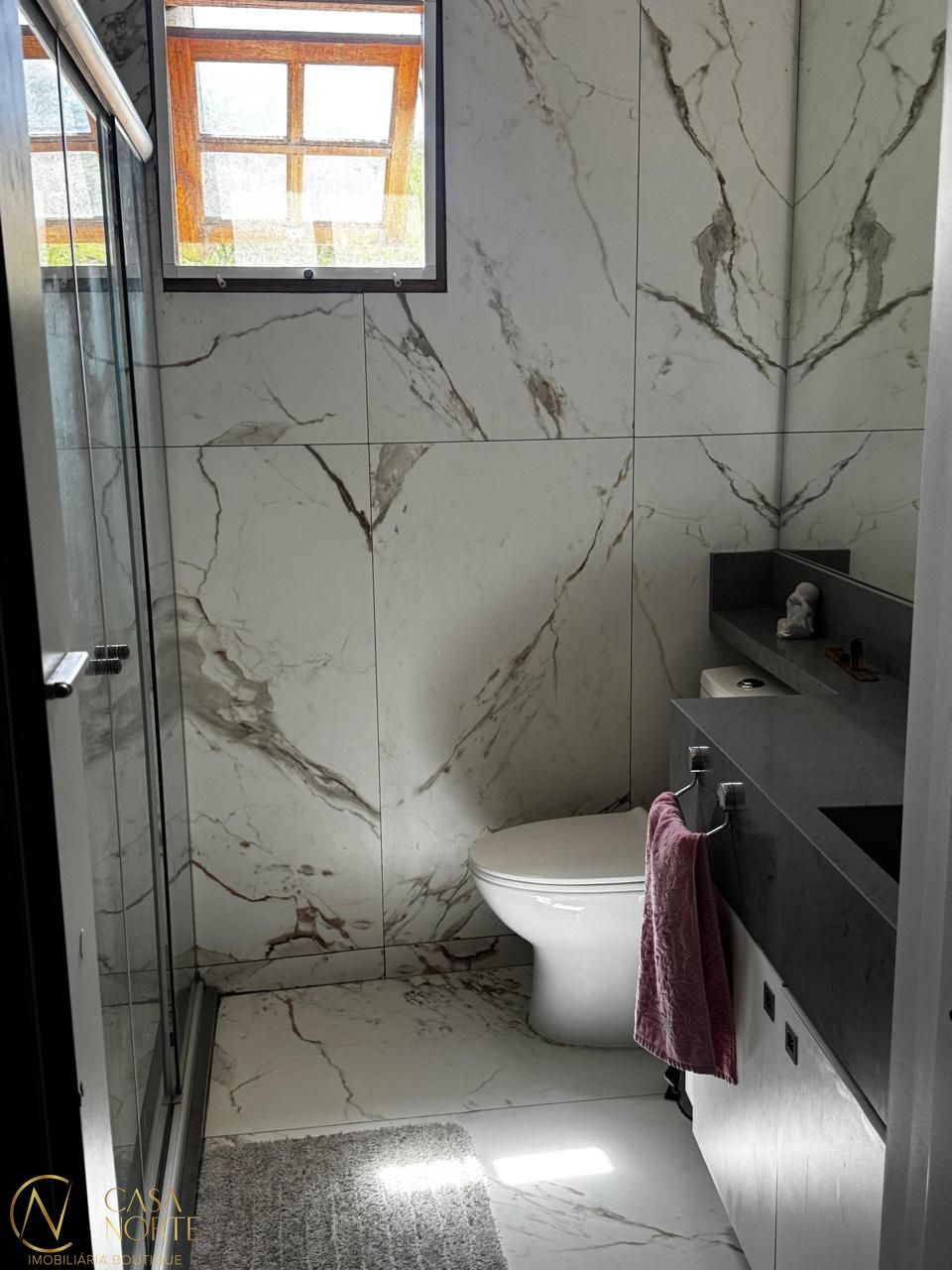 Casa Comercial à venda com 2 quartos, 215m², 3 vagas, Avenida do Lami no bairro Belém Novo em Porto Alegre