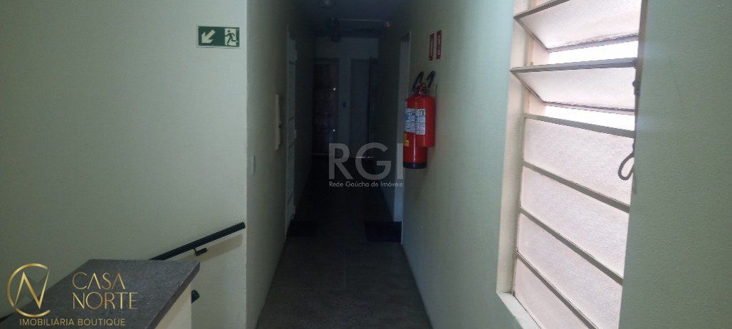 Cobertura à venda com 1 quarto, 91m², Avenida Teresópolis no bairro Teresópolis em Porto Alegre