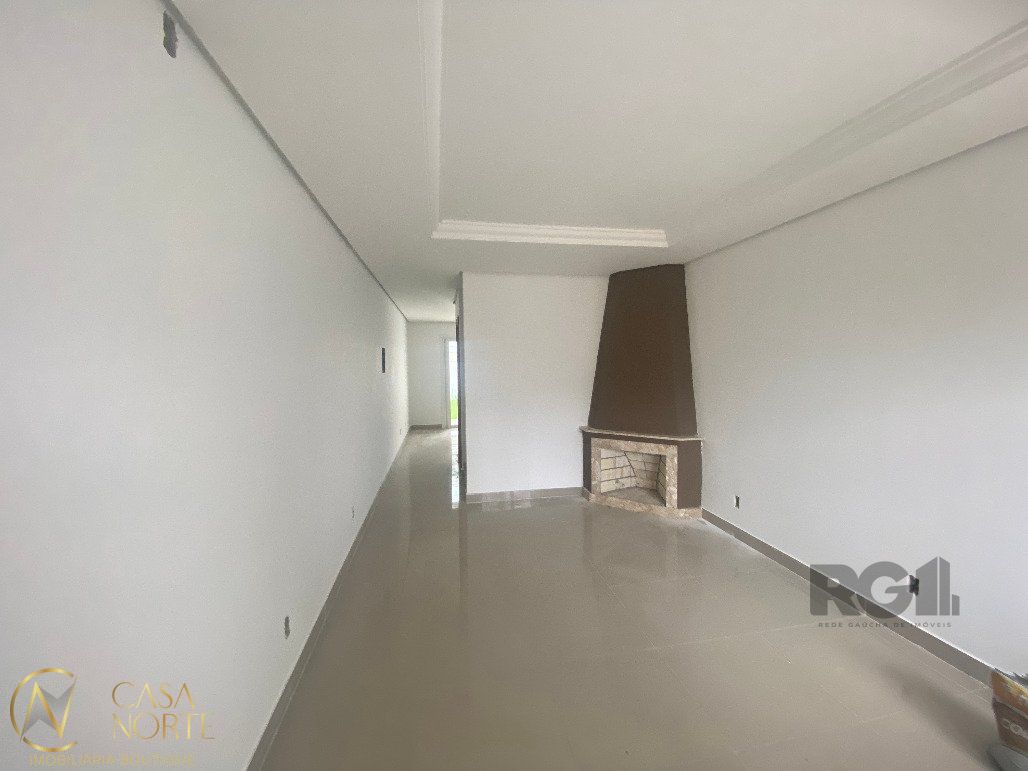 Sobrado à venda com 2 quartos, 93m², 2 suítes, 1 vaga, Rua Farid Germano no bairro Hípica em Porto Alegre