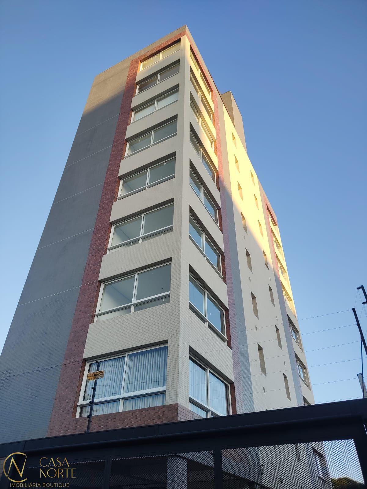 Apartamento à venda com 2 quartos, 65m², 1 suíte, 2 vagas, Rua Doutor Barcelos no bairro Tristeza em Porto Alegre