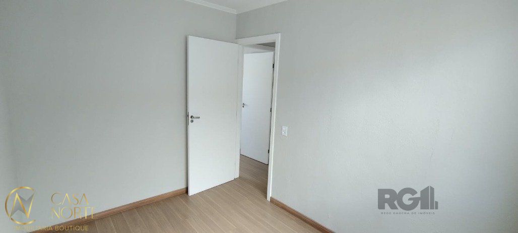 Apartamento à venda com 2 quartos, 41m², 1 vaga, Avenida Protásio Alves no bairro Petrópolis em Porto Alegre