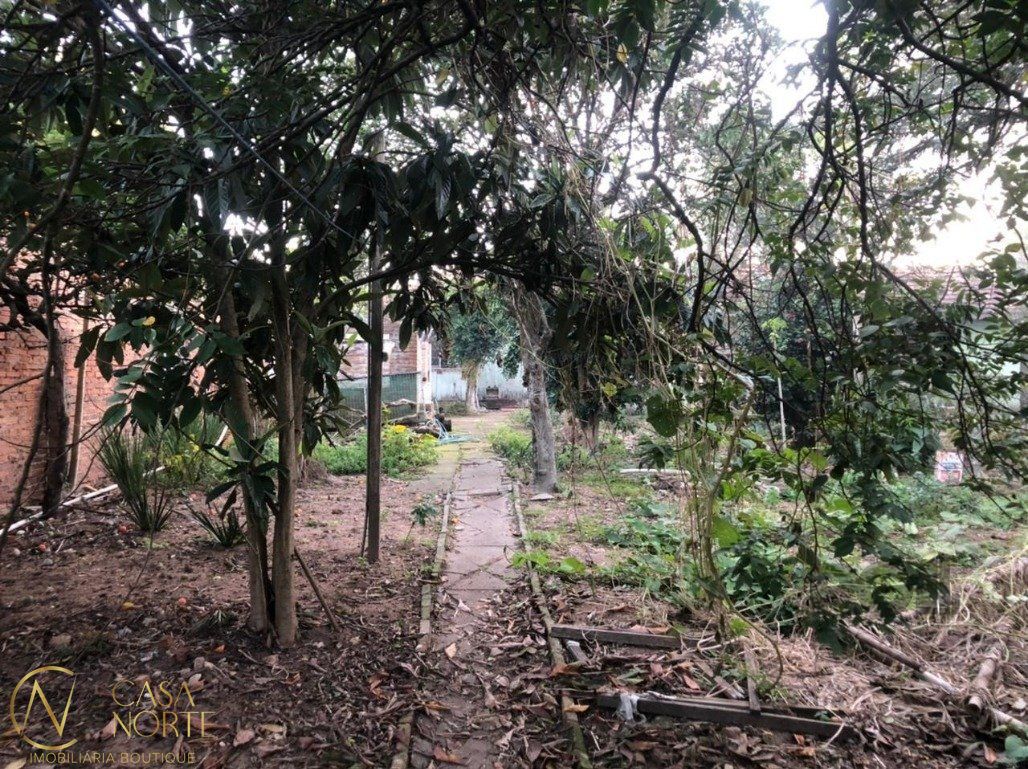 Terreno à venda  com 760m², Rua Euclides Goulart no bairro Belém Novo em Porto Alegre