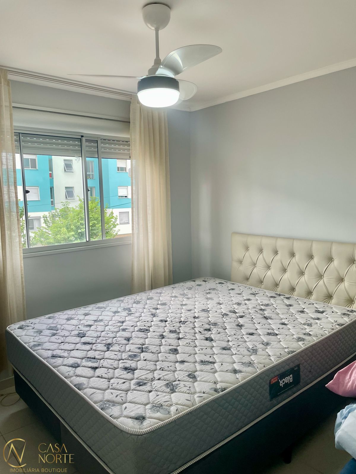 Apartamento à venda com 2 quartos, 47m², 1 vaga, Rua Atílio Supertti no bairro Vila Nova em Porto Alegre