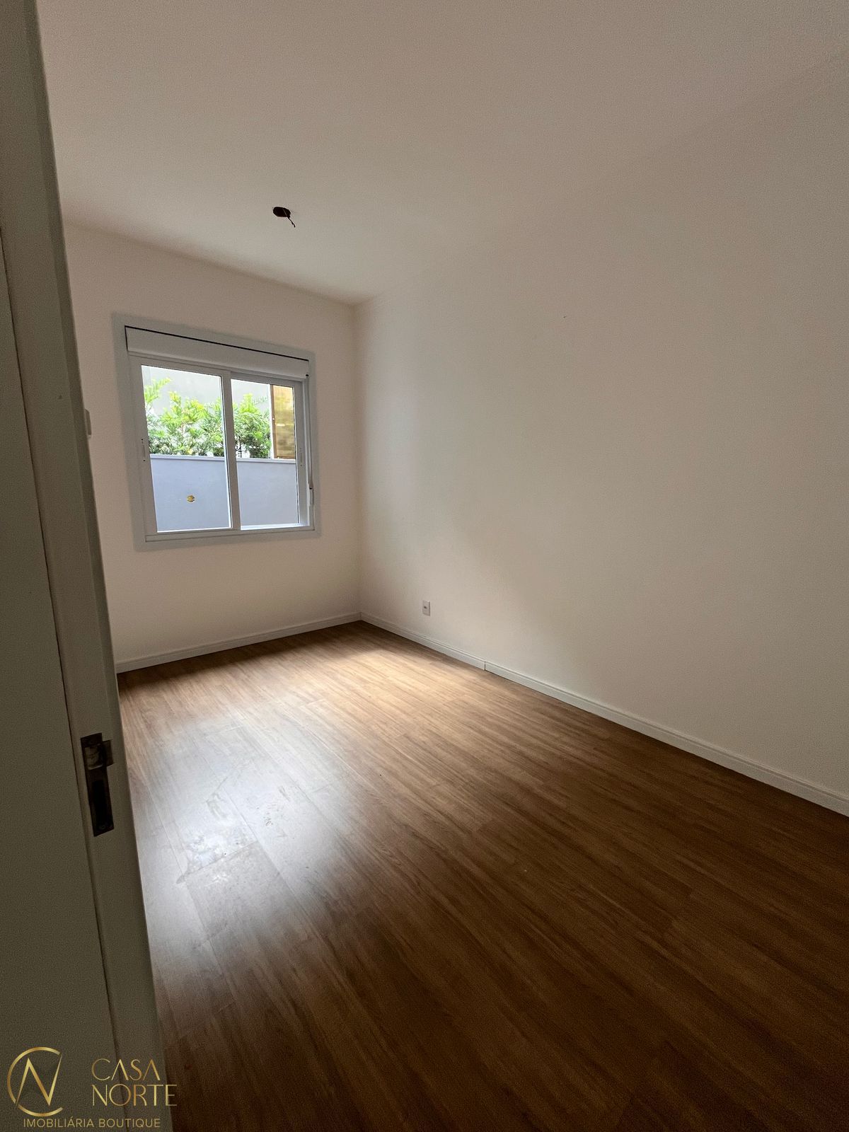 Casa de Condomínio à venda com 3 quartos, 95m², 1 suíte, 2 vagas, Rua Eroni Soares Machado no bairro Hípica em Porto Alegre