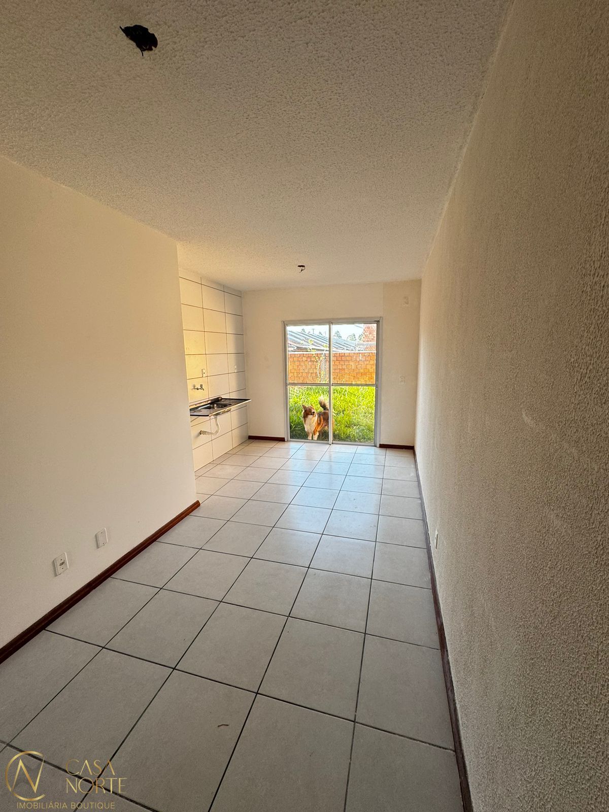 Casa à venda com 2 quartos, 38m², 1 vaga, Rua Olímpio Tabajara no bairro Restinga em Porto Alegre