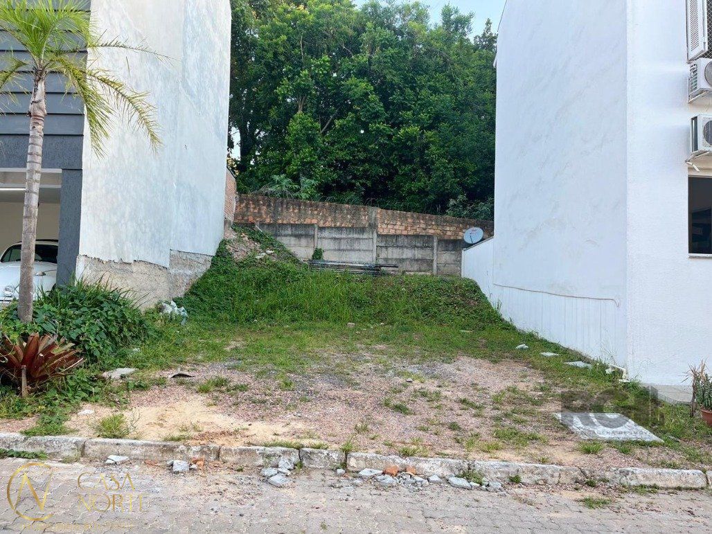 Terreno à venda  com 111m², Rua Manuele Cristiane Gonçalves no bairro Vila Nova em Porto Alegre