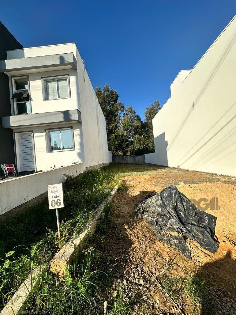 Terreno à venda  com 181m², Rua Carlos Maximiliano Fayet no bairro Hípica em Porto Alegre