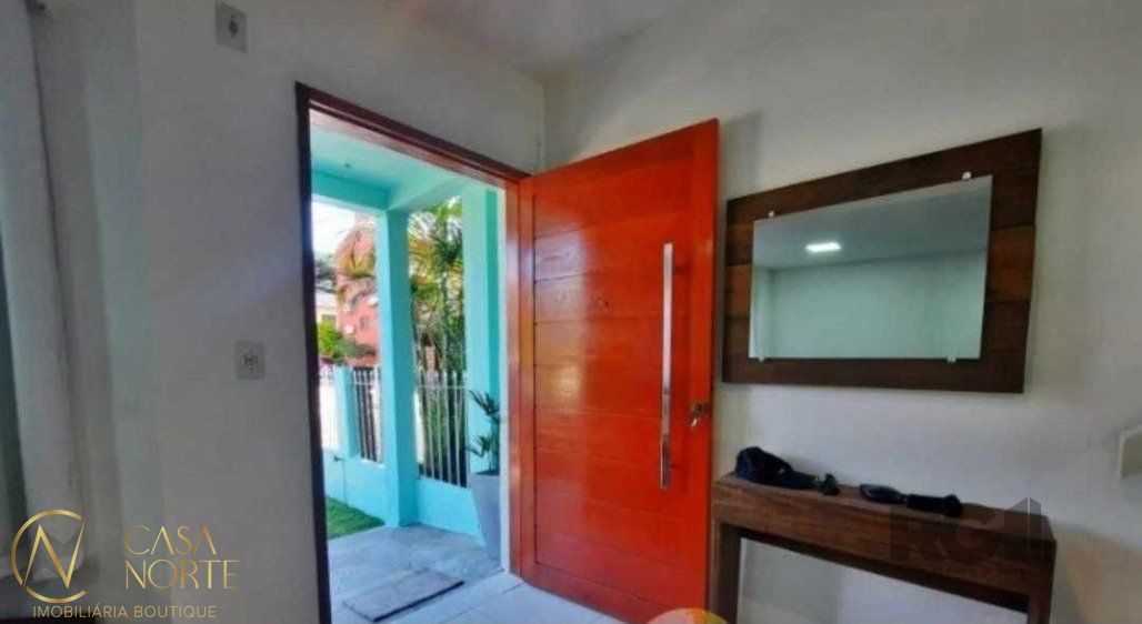 Sobrado à venda com 2 quartos, 100m², 1 suíte, 1 vaga, Avenida da Serraria no bairro Espírito Santo em Porto Alegre