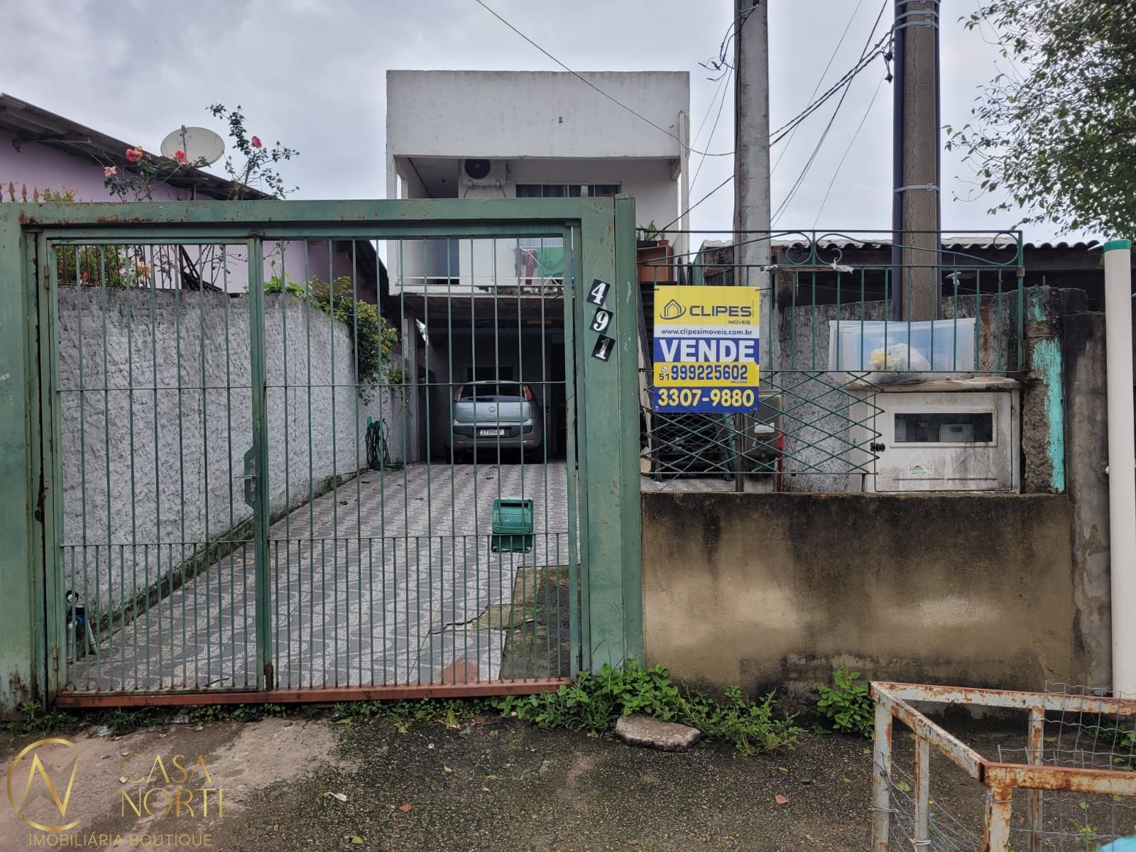 Casa à venda com 3 quartos, 100m², 2 vagas, Rua Geraldo Tollens Linck no bairro Hípica em Porto Alegre