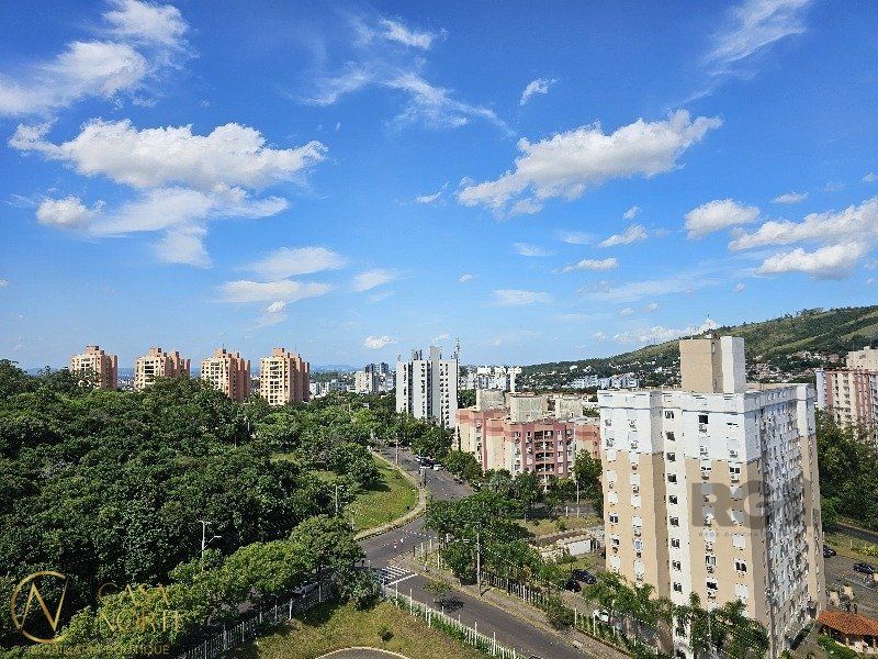 Apartamento à venda com 2 quartos, 61m², 1 suíte, 1 vaga, Rua Abram Goldsztein no bairro Jardim Carvalho em Porto Alegre