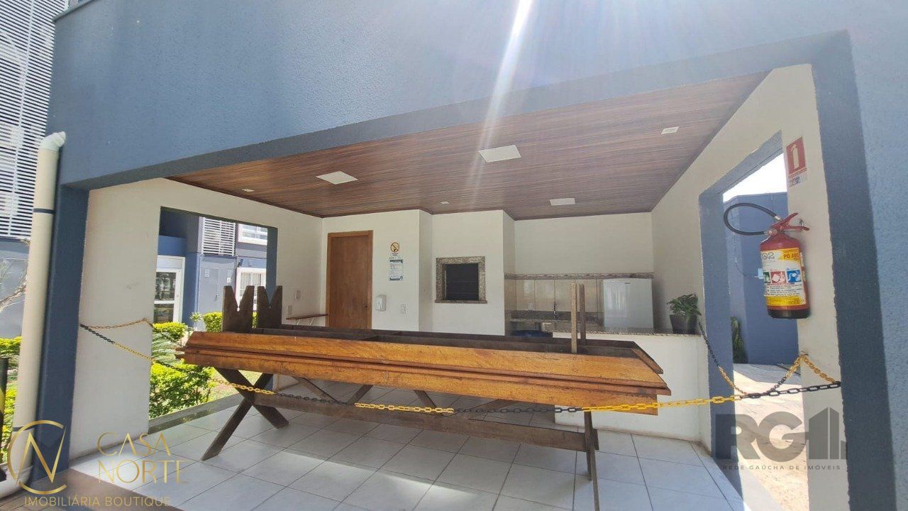 Apartamento à venda com 2 quartos, 48m², 1 vaga, Avenida Manoel Elias no bairro Jardim Leopoldina em Porto Alegre