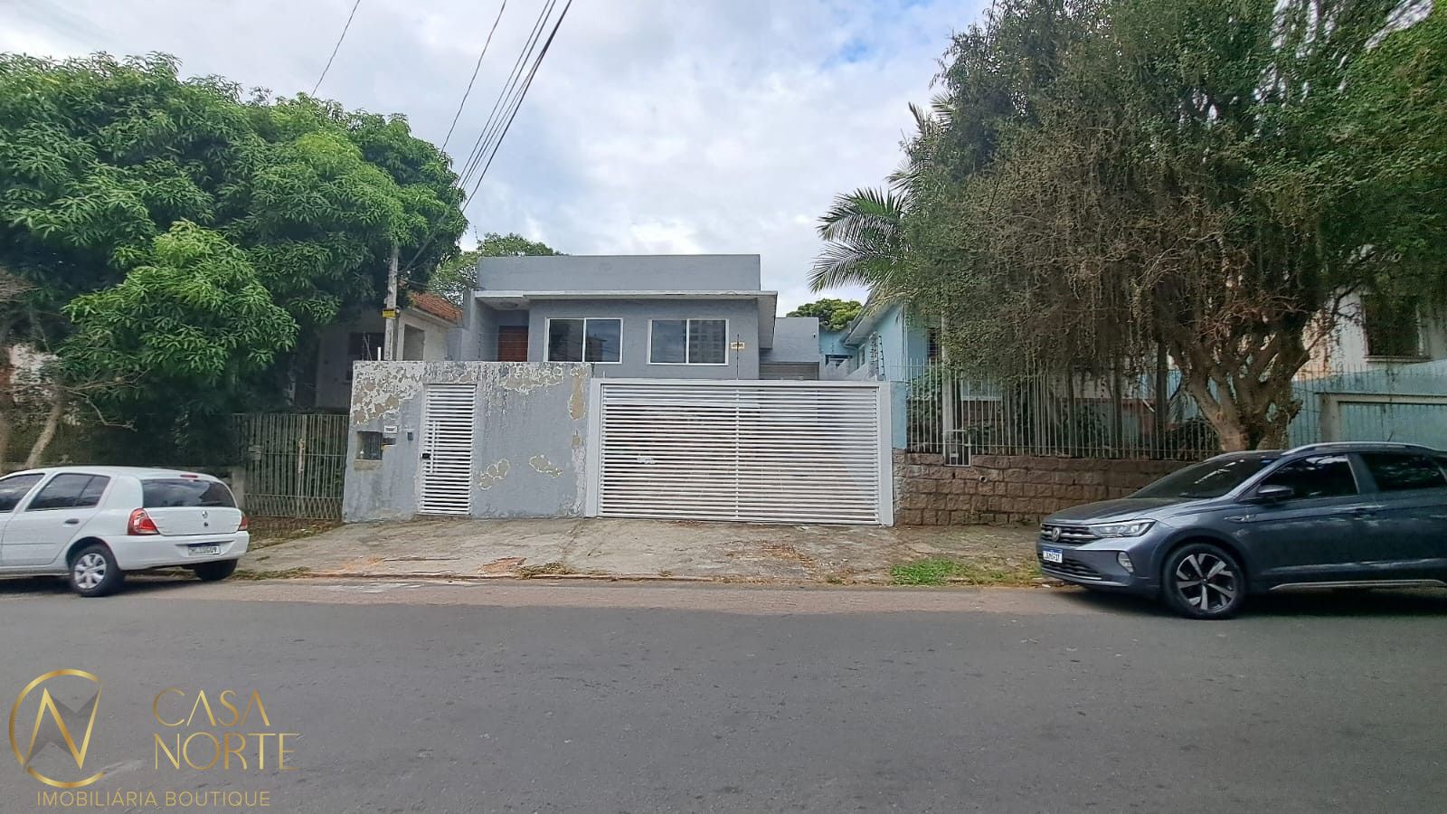 Casa à venda com 3 quartos, 104m², 1 suíte, 2 vagas, Rua Engenheiro Walter Boehl no bairro Vila Ipiranga em Porto Alegre
