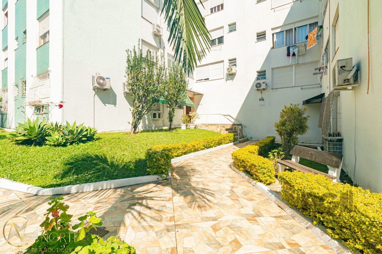 Apartamento à venda com 1 quarto, 42m², Rua Domingos Seguézio no bairro Vila Ipiranga em Porto Alegre