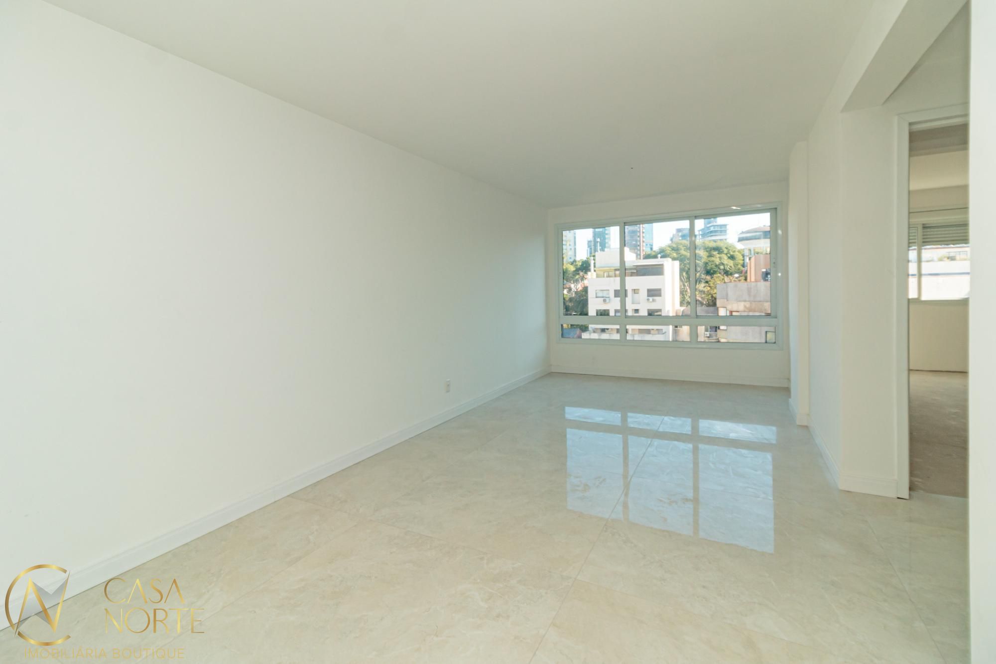 Apartamento à venda com 2 quartos, 83m², 1 suíte, 1 vaga, Rua Portugal no bairro São João em Porto Alegre