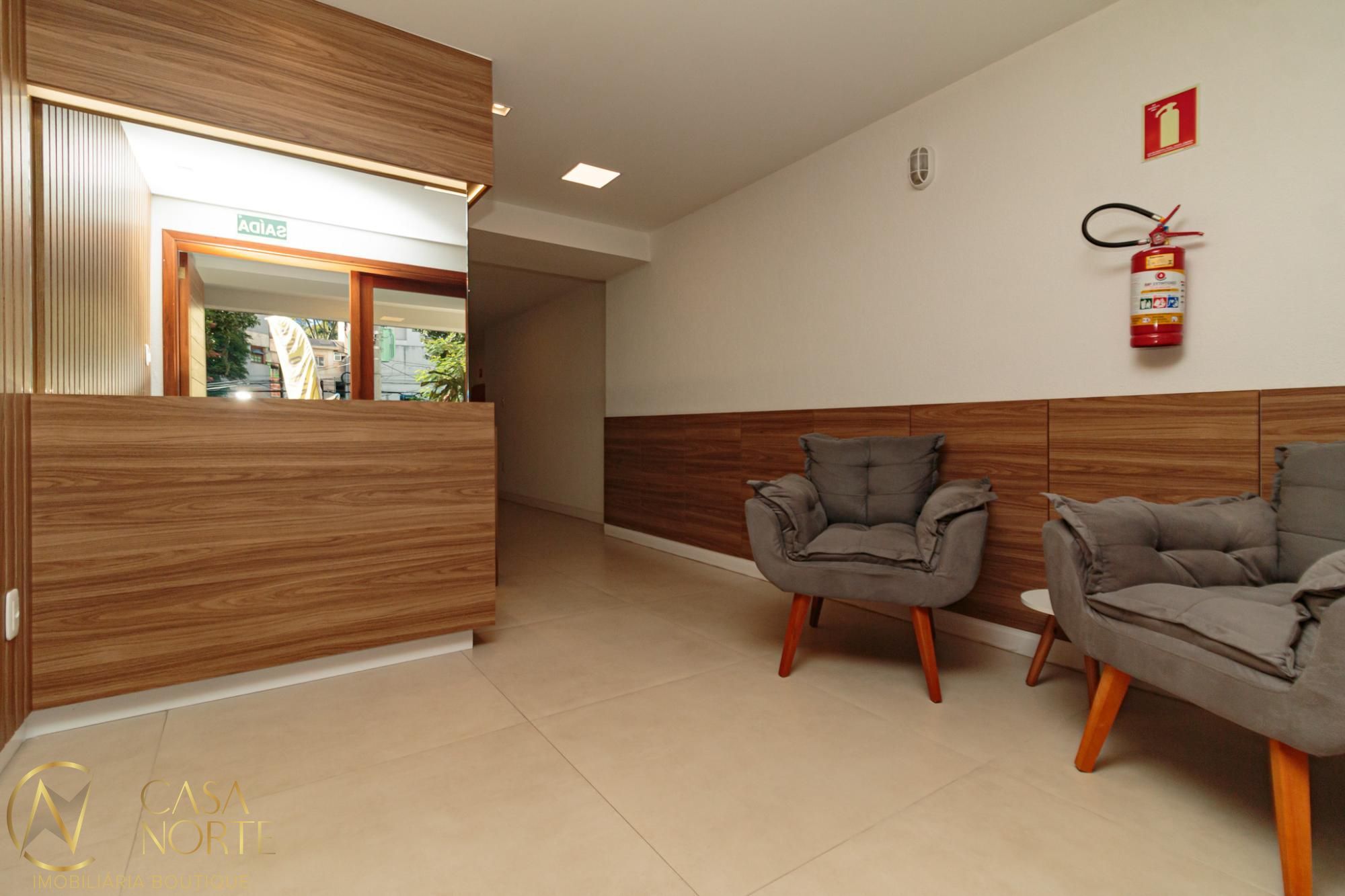 Apartamento à venda com 2 quartos, 83m², 1 suíte, 1 vaga, Rua Portugal no bairro São João em Porto Alegre