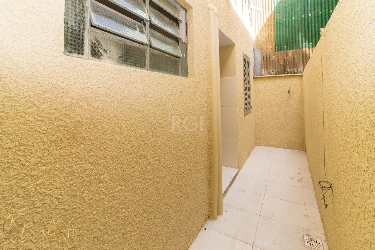 Apartamento à venda com 3 quartos, 85m², 1 vaga, Rua Doutor Murtinho no bairro Bom Jesus em Porto Alegre