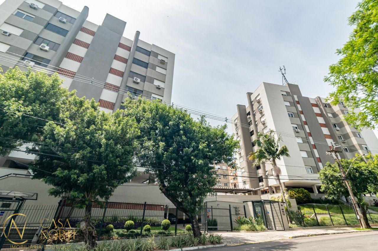 Apartamento à venda com 2 quartos, 68m², 1 vaga, Rua Cipó no bairro Passo da Areia em Porto Alegre