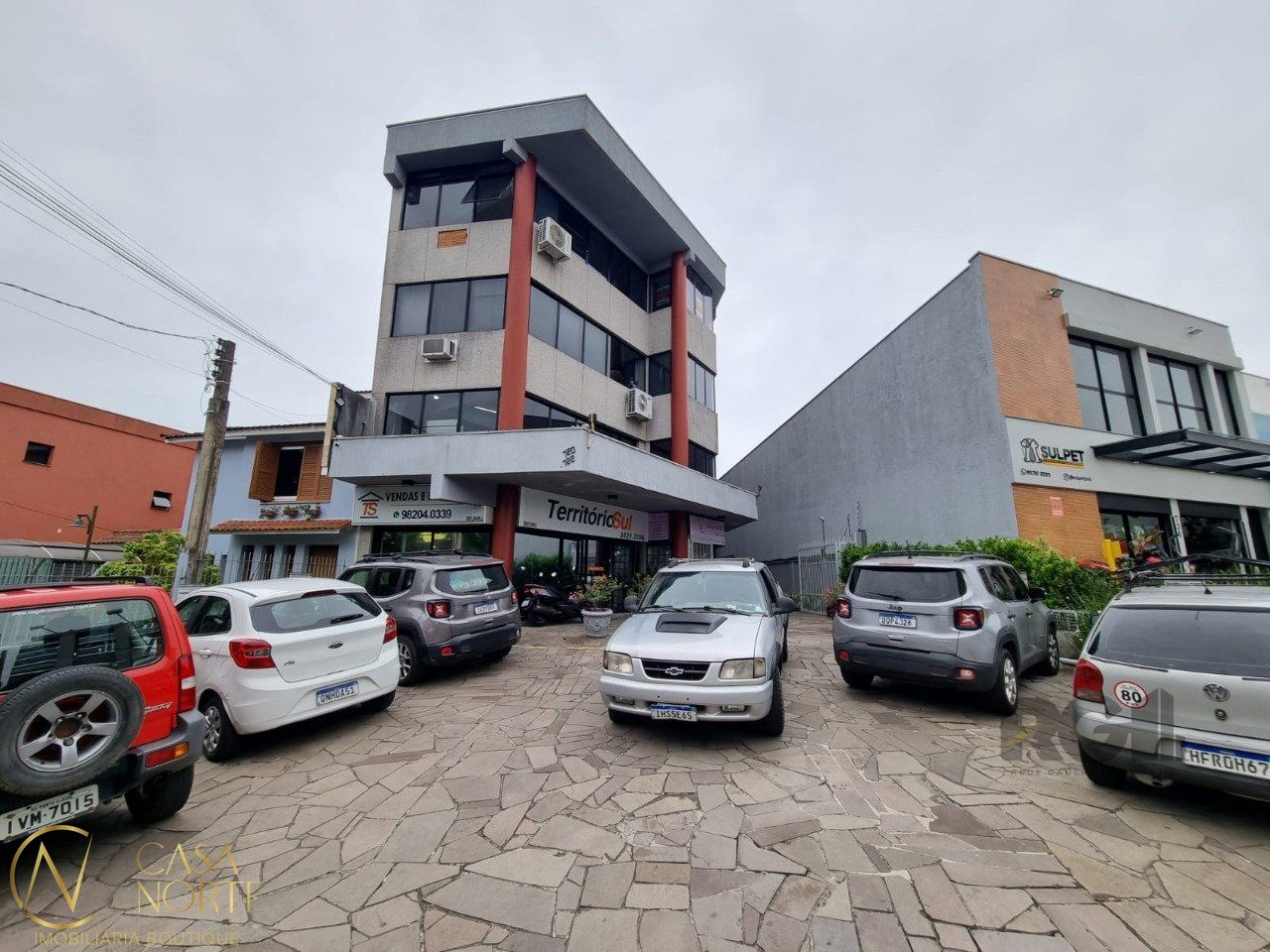 Sala Comercial à venda , 2m², 1 vaga, Avenida Tramandaí no bairro Ipanema em Porto Alegre