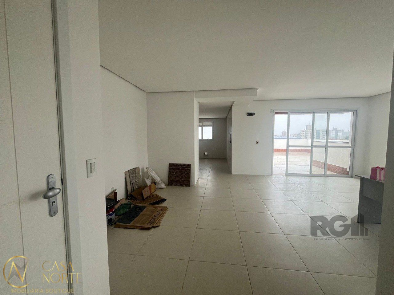 Apartamento à venda com 2 quartos, 166m², 1 suíte, 2 vagas, Rua Landel de Moura no bairro Tristeza em Porto Alegre