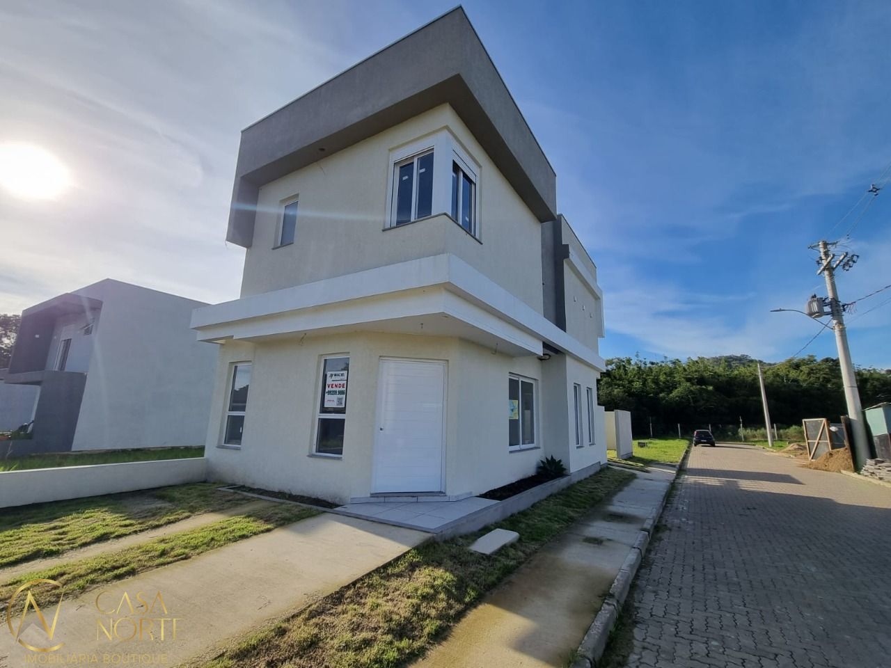 Casa de Condomínio à venda com 3 quartos, 110m², 1 suíte, 2 vagas, Estrada Jorge Pereira Nunes no bairro Campo Novo em Porto Alegre