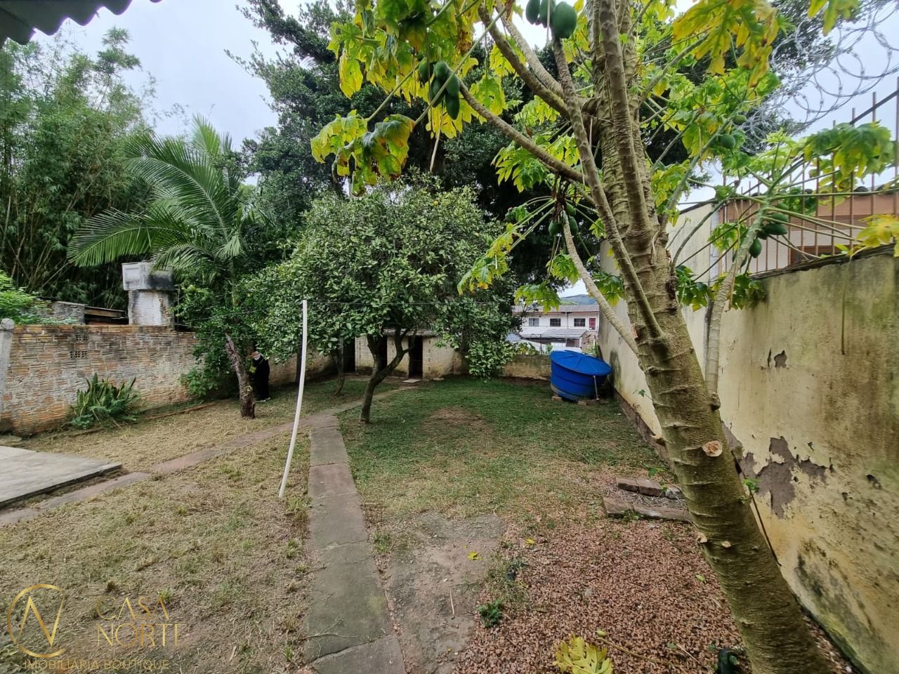 Casa à venda com 3 quartos, 200m², 1 suíte, 3 vagas, Avenida da Cavalhada no bairro Cavalhada em Porto Alegre