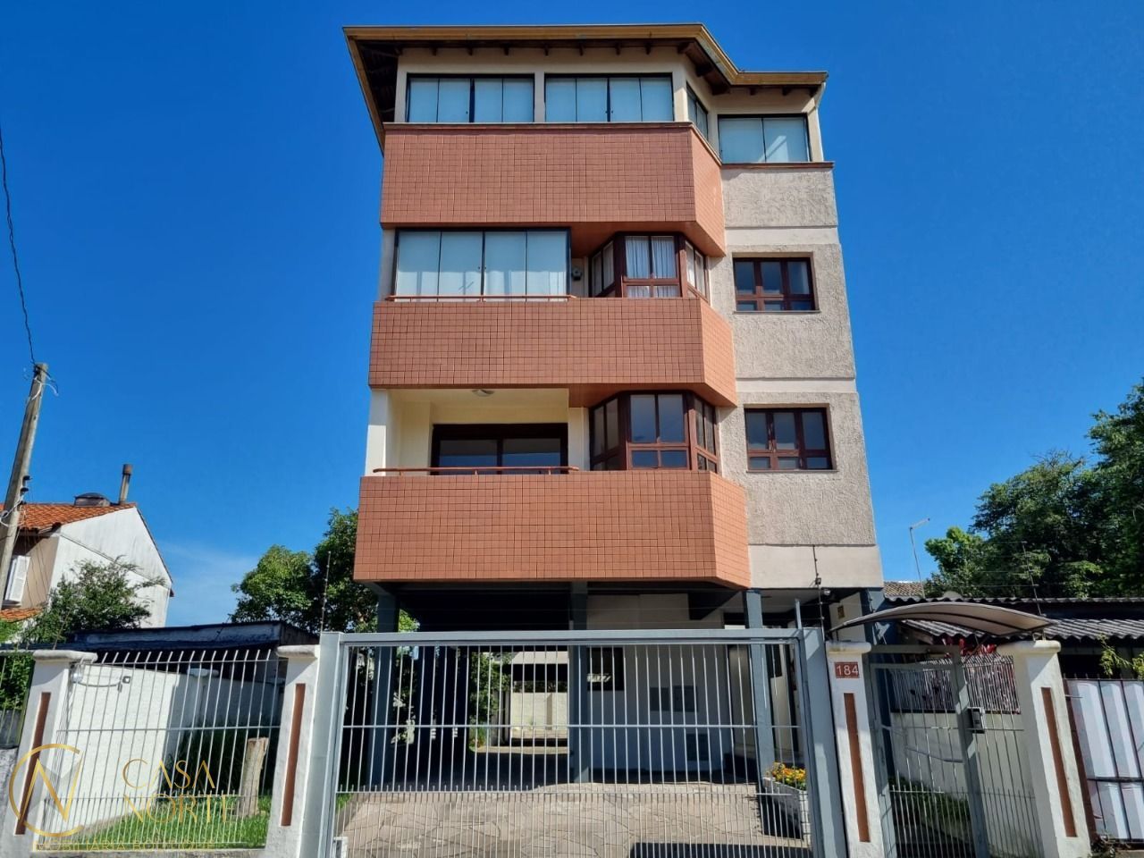 Apartamento à venda com 2 quartos, 85m², 1 suíte, 1 vaga, Rua Dona Elvira no bairro Ipanema em Porto Alegre