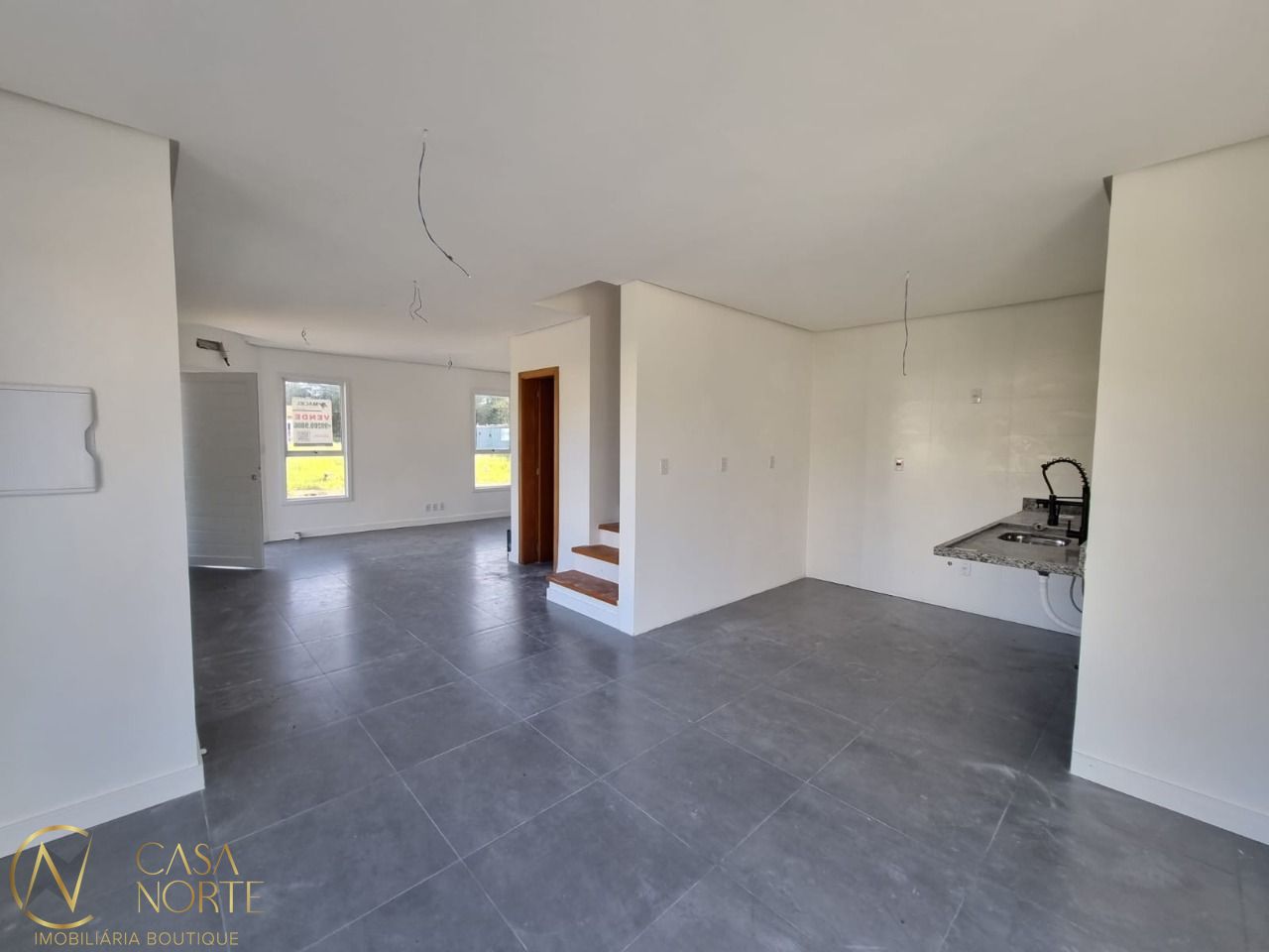 Casa de Condomínio à venda com 3 quartos, 110m², 1 suíte, 2 vagas, Estrada Jorge Pereira Nunes no bairro Campo Novo em Porto Alegre