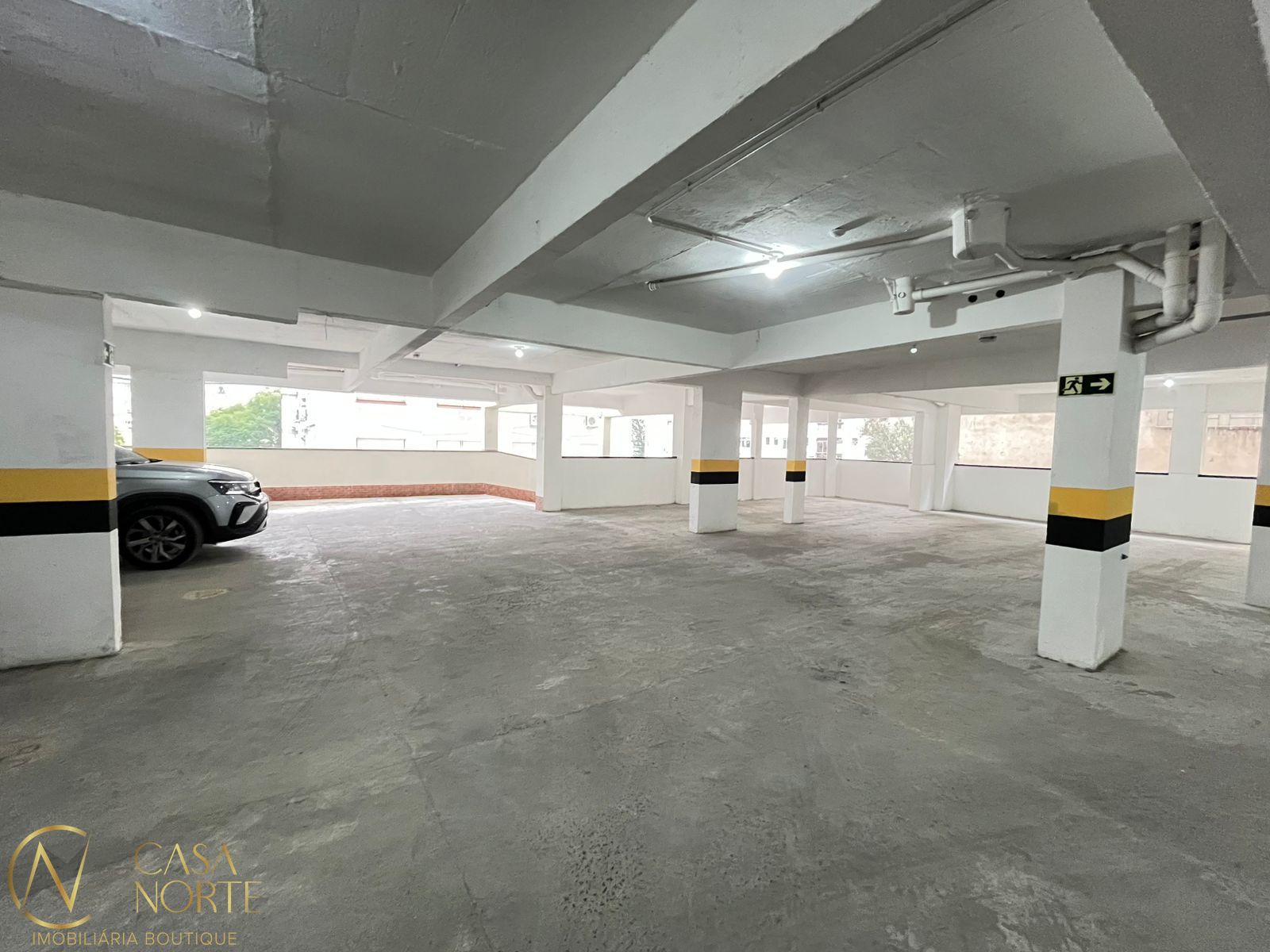 Apartamento à venda com 2 quartos, 69m², 1 suíte, 2 vagas, Carlos Von Koseritz no bairro Higienópolis em Porto Alegre