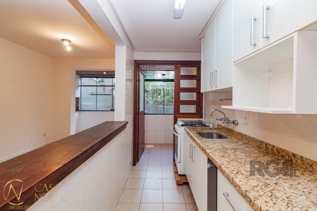 Apartamento à venda com 1 quarto, 50m², 1 vaga, Rua Jaraguá no bairro Bela Vista em Porto Alegre