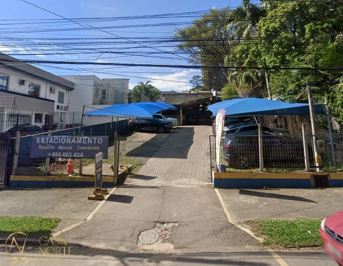 Terreno à venda  com 640m², Avenida Luiz Manoel Gonzaga no bairro Três Figueiras em Porto Alegre