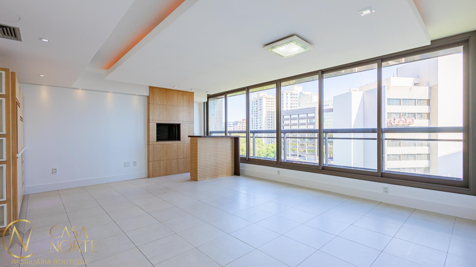 Apartamento à venda com 3 quartos, 127m², 1 suíte, 2 vagas, Rua Primeiro de Janeiro no bairro Três Figueiras em Porto Alegre