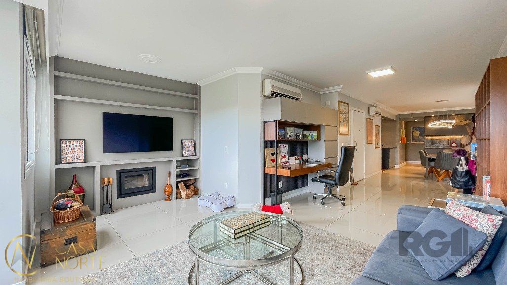 Apartamento à venda com 3 quartos, 152m², 1 suíte, 2 vagas, Avenida João Obino no bairro Petrópolis em Porto Alegre