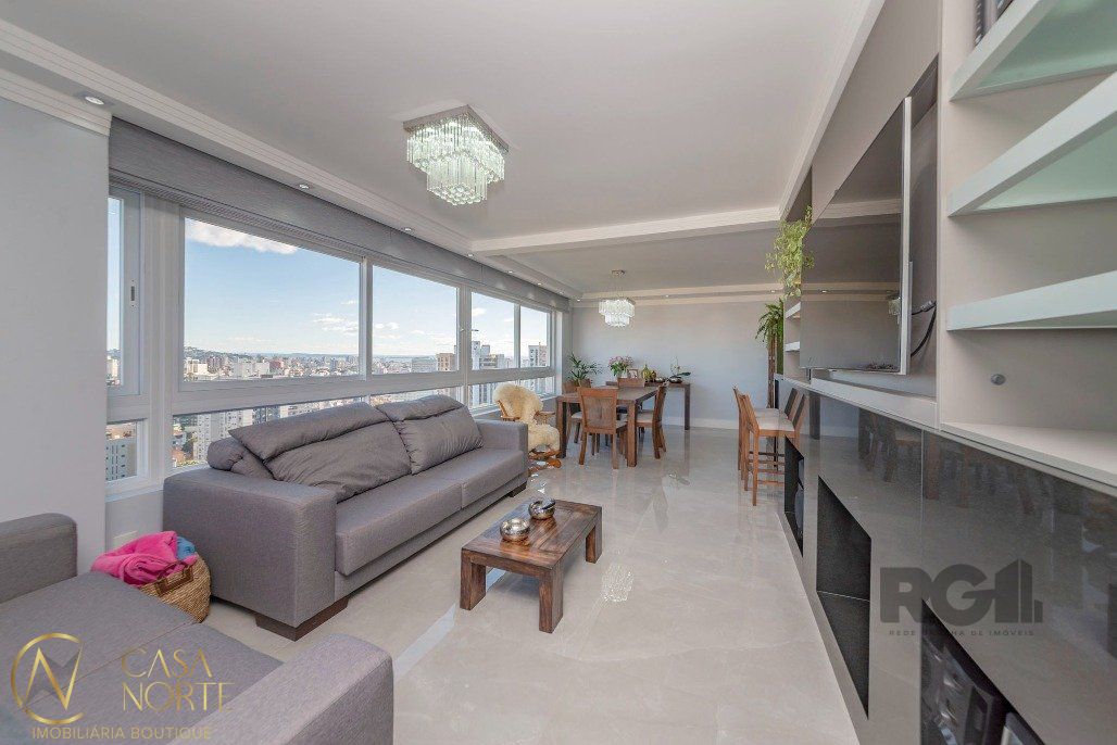 Apartamento à venda com 4 quartos, 203m², 3 suítes, 4 vagas, Rua Doutor Lauro de Oliveira no bairro Rio Branco em Porto Alegre