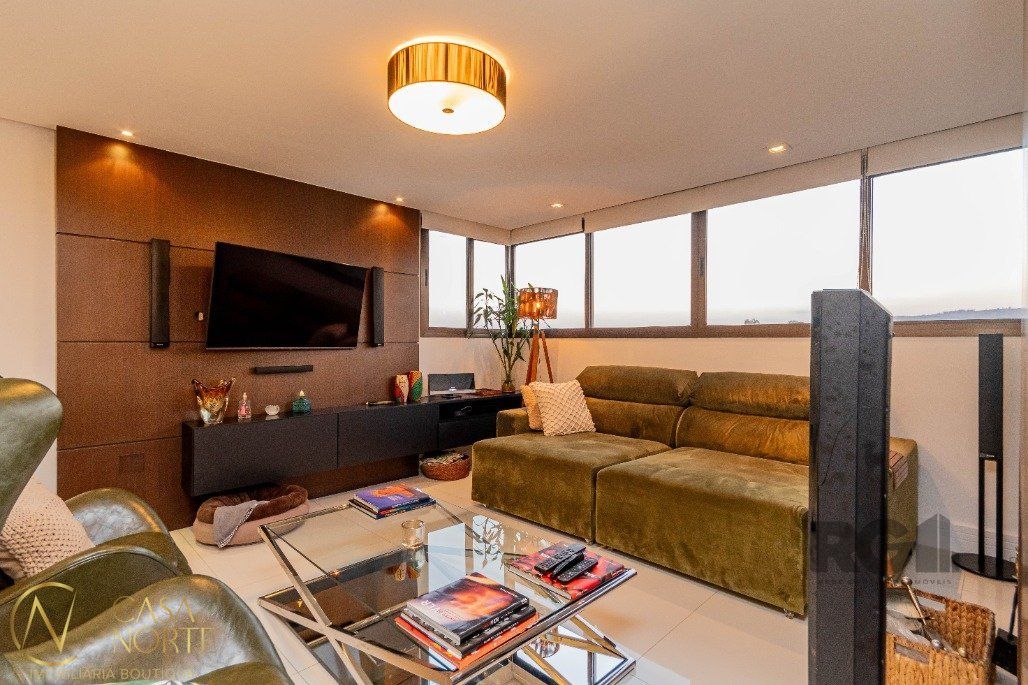 Apartamento à venda com 2 quartos, 117m², 1 suíte, 2 vagas, Rua Gana no bairro Vila Ipiranga em Porto Alegre