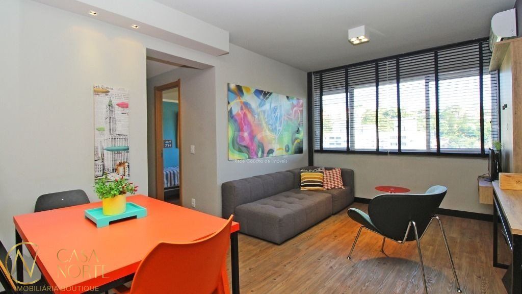Apartamento à venda com 2 quartos, 62m², 1 suíte, 2 vagas, Rua Dario Totta no bairro Teresópolis em Porto Alegre