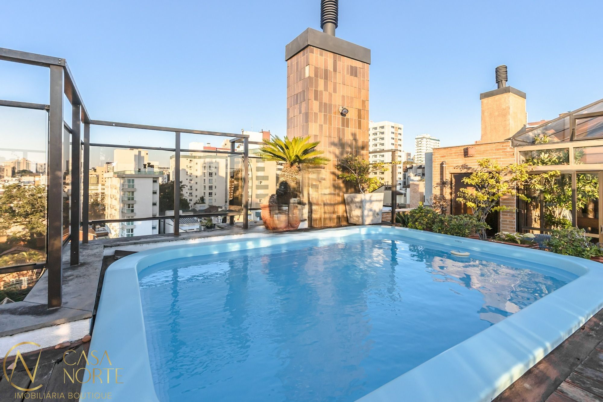 Cobertura à venda com 4 quartos, 500m², 3 suítes, 3 vagas, Rua Eudoro Berlink no bairro Auxiliadora em Porto Alegre