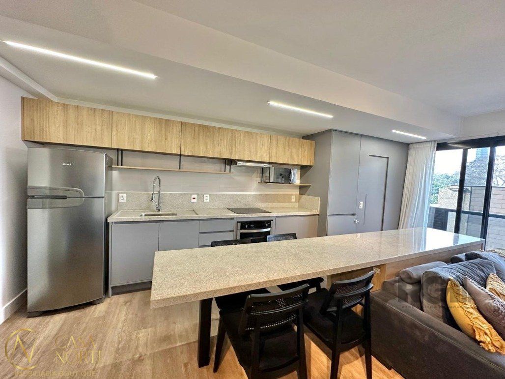 Apartamento à venda com 2 quartos, 70m², 2 suítes, 1 vaga, Rua Anita Garibaldi no bairro Boa Vista em Porto Alegre