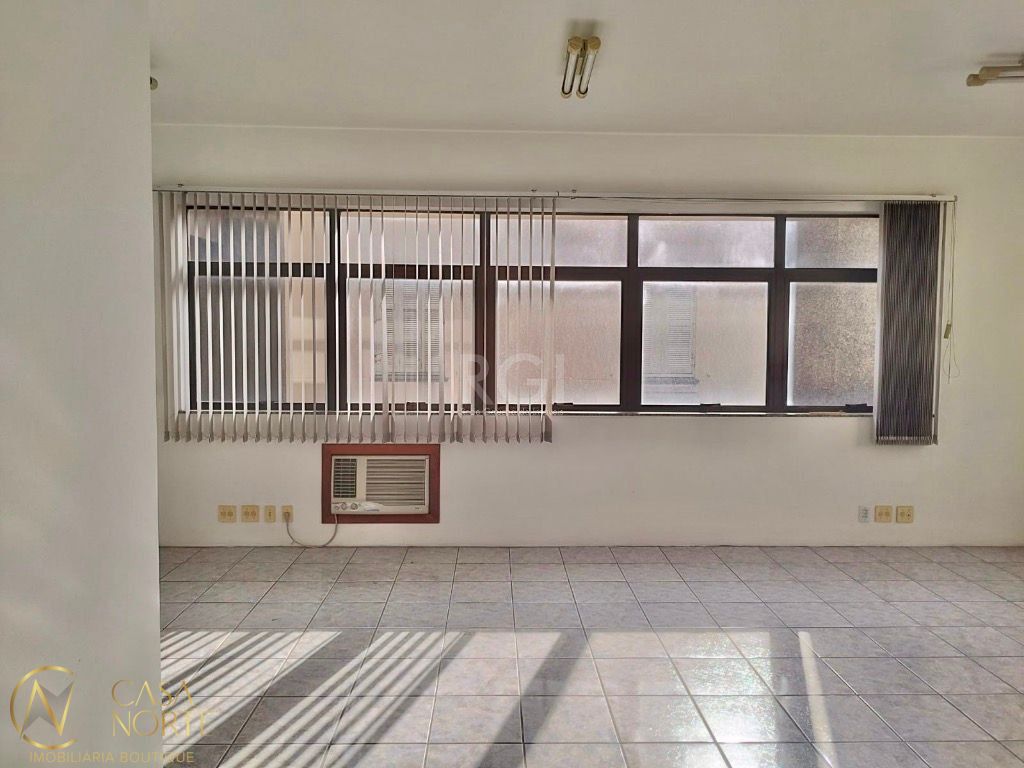 Sala Comercial à venda , 47m², Praça Julio de Castilhos no bairro Independência em Porto Alegre