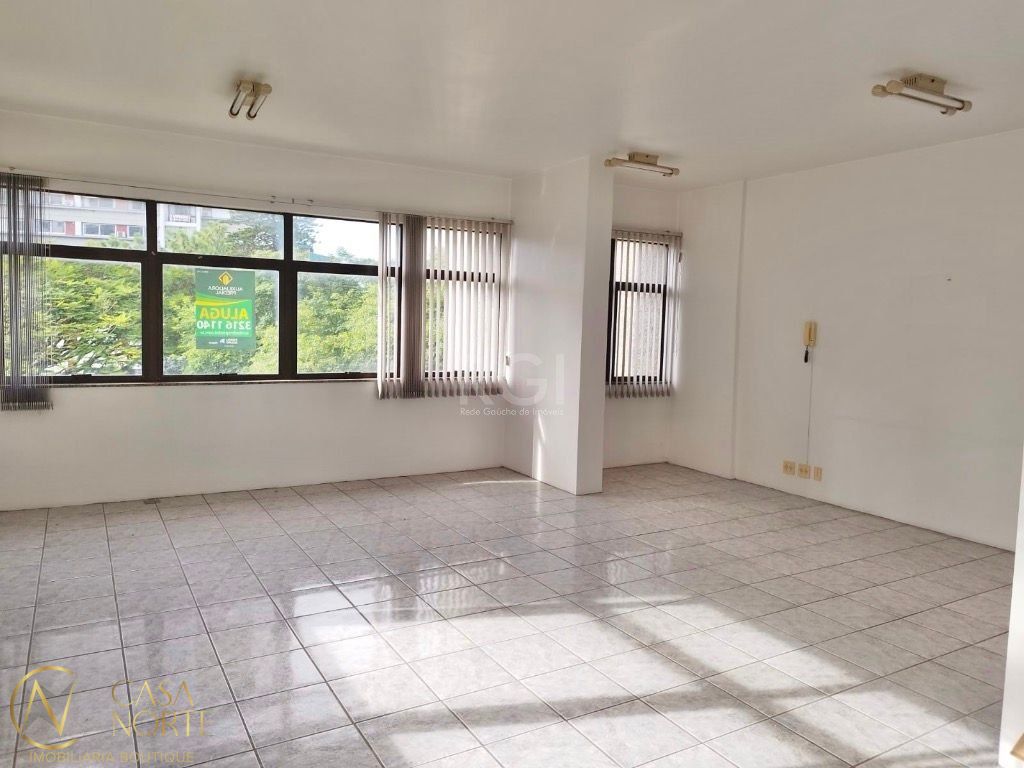Sala Comercial à venda , 47m², Praça Julio de Castilhos no bairro Independência em Porto Alegre