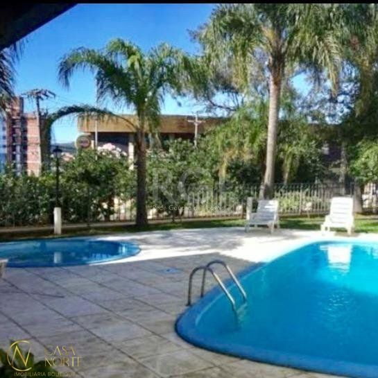 Casa à venda com 2 quartos, 79m², 2 vagas, Avenida Cavalhada no bairro Cavalhada em Porto Alegre